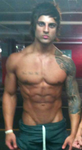 Zyzz21